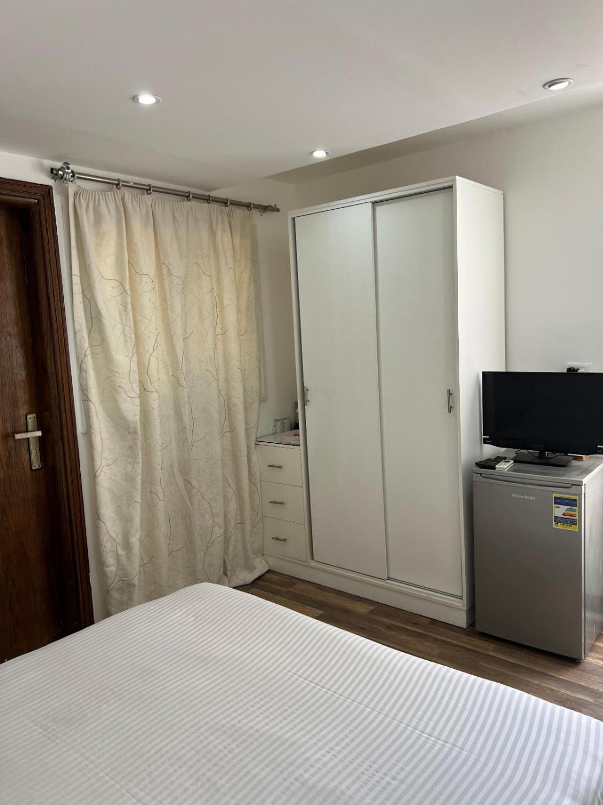 Lilly Rooms And Studio Hurghada Exteriör bild